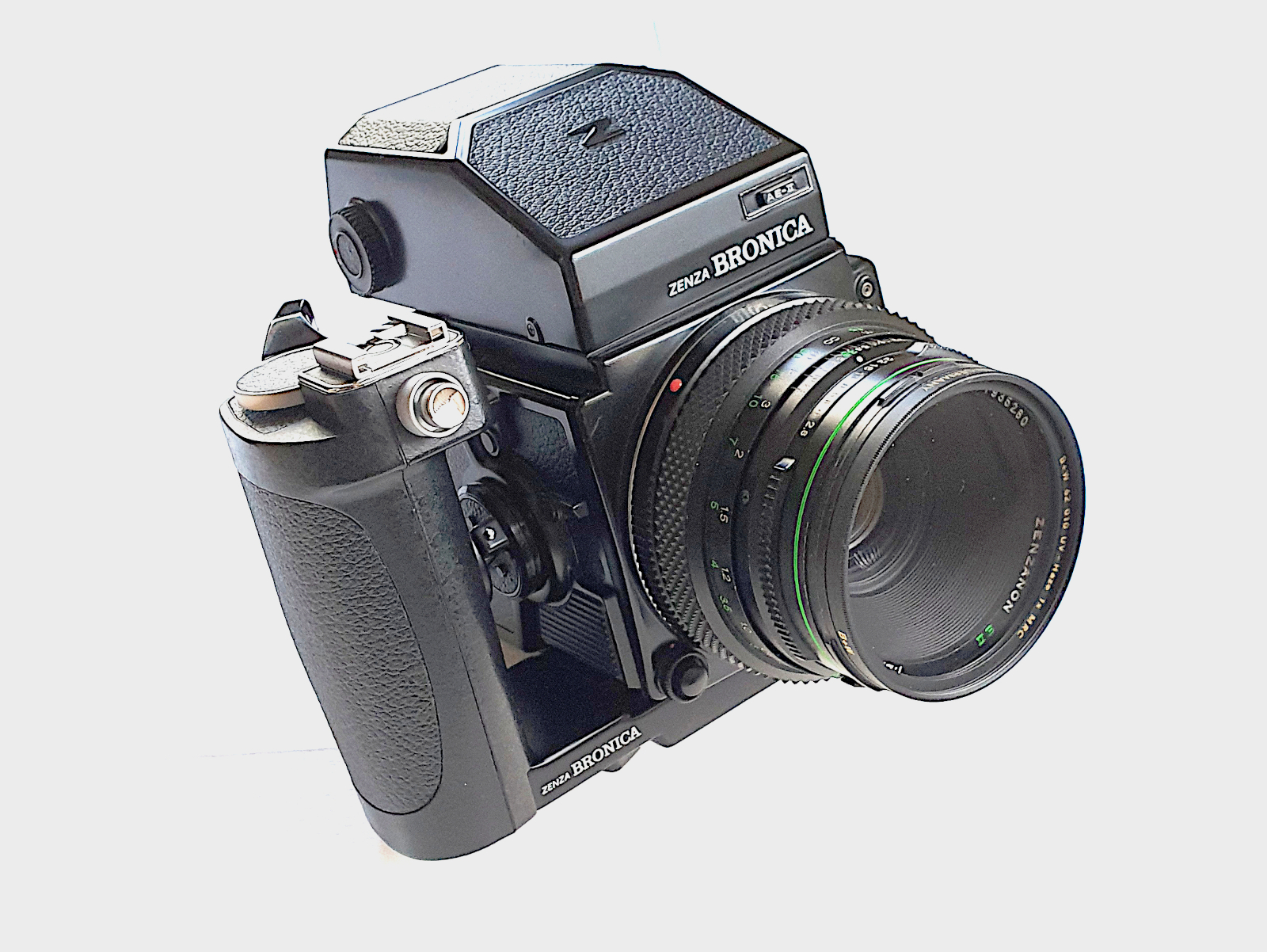 Bronica ETRSi Front